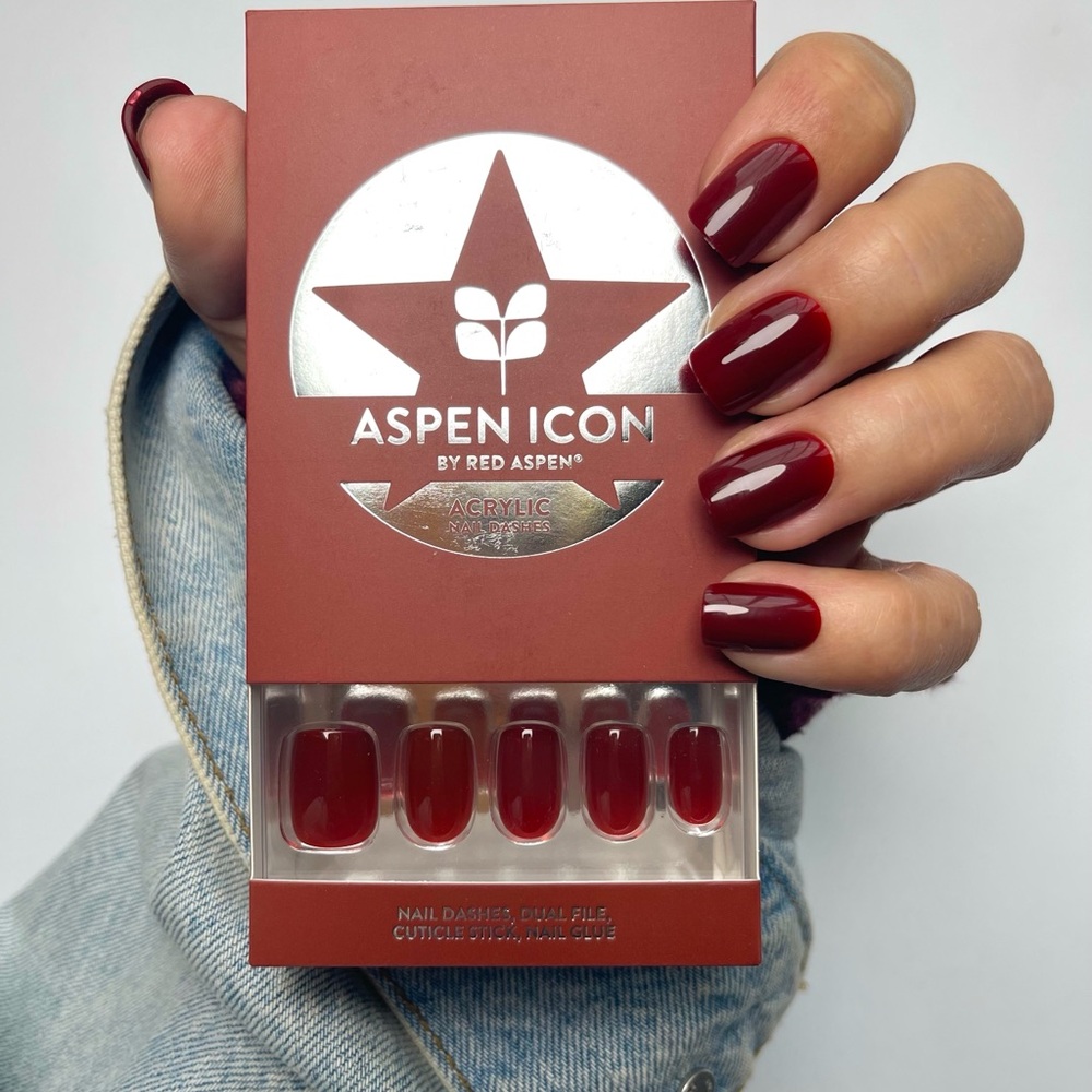 Red Aspen Acrylic Icon Press-On Nails - Fall for Curene